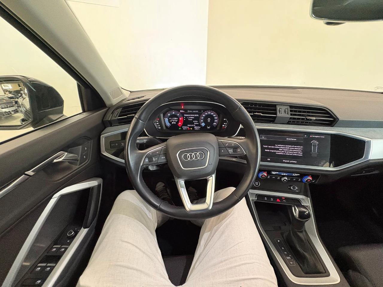 Audi Q3 35 2.0 tdi Business Advanced s-tronic