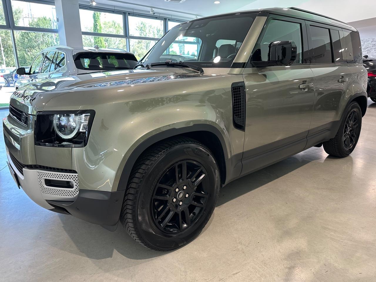 Land Rover Defender 110 3.0D I6 200 CV AWD Auto SE