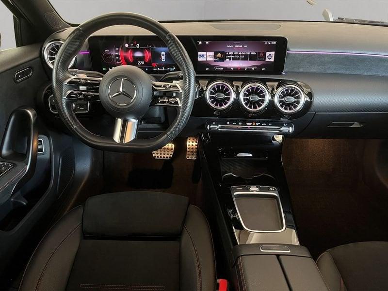 Mercedes-Benz Classe A Berlina A 180 d Sedan Automatic AMG Line Premium
