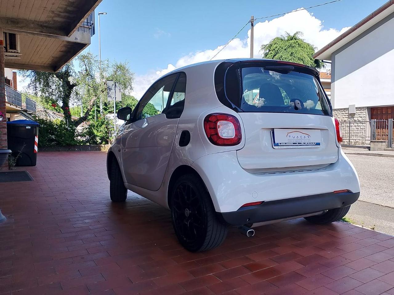 Smart ForTwo Proxy 1.0