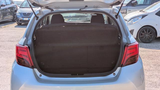 TOYOTA Yaris 1.4d 90cv NAVI CERCHI IN LEGA