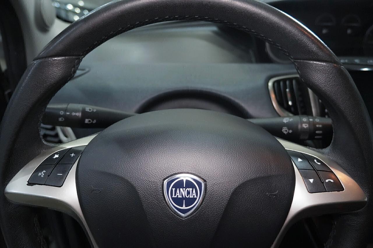 Lancia Ypsilon 1.0 HYBRID 70cv GOLD - 5° POSTO