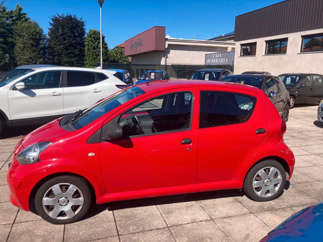 Toyota Aygo 1.0 12V VVT-i 5 porte Sol