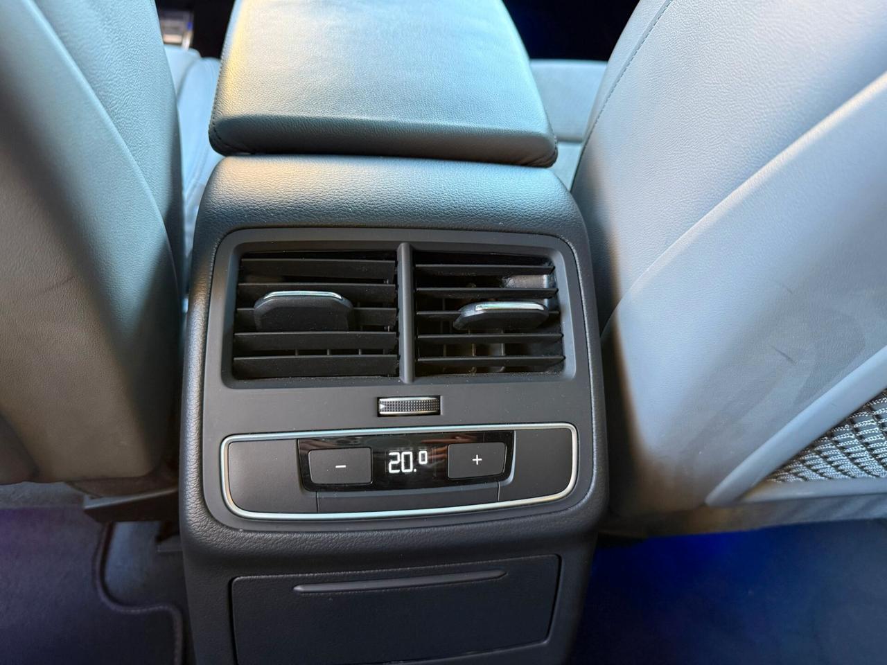 Audi A4 Avant 2.0 TDI 190 CV ultra S tronic S-Line