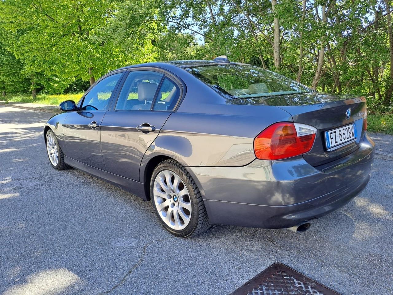 Bmw 320 320d cat Touring Attiva