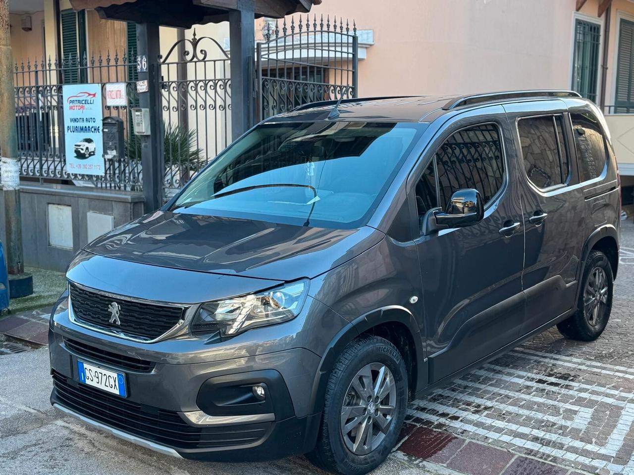 Peugeot Rifter Mix BlueHDi 130 S&S EAT8 PC Allure Standard