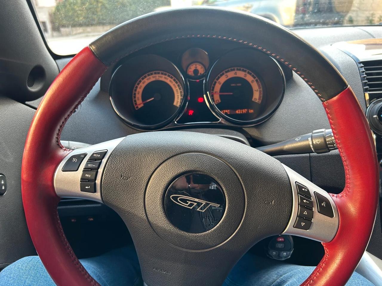 Opel GT 2.0 Turbo 16V