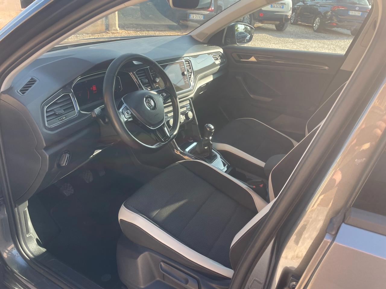 Volkswagen T-Roc 1.6 TDI SCR Advanced BlueMotion Technology