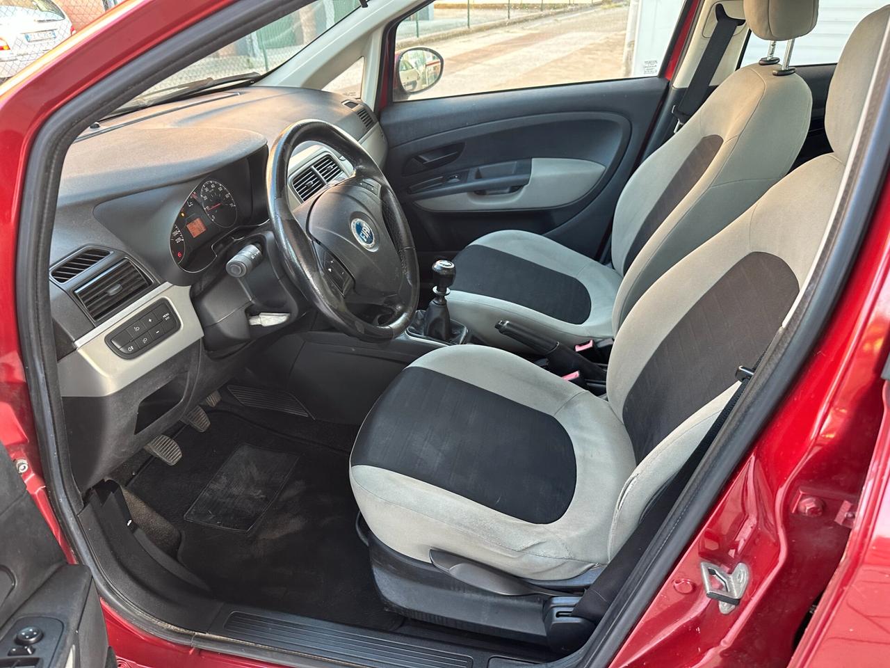 Fiat Grande Punto 1.2 (12 RATE)