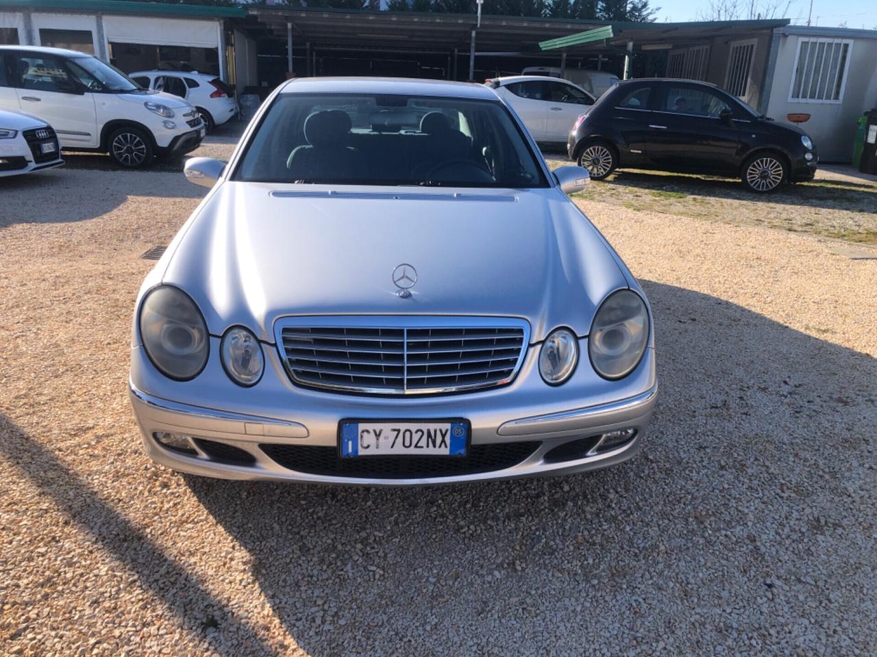 MERCEDES E200 KOMPRESSOR - METANO