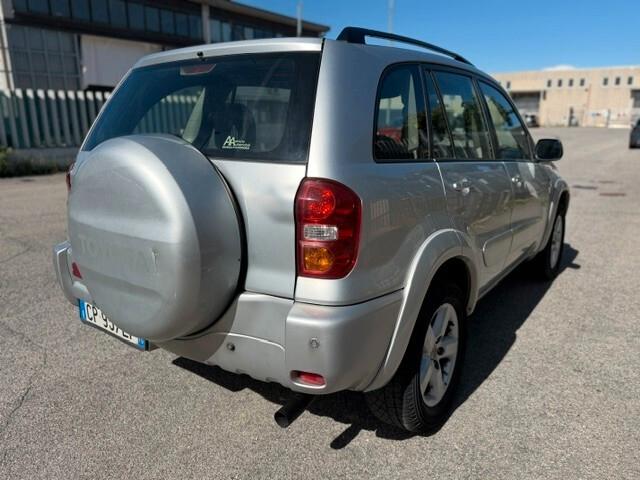 Toyota RAV 4 RAV4 2.0 Tdi D-4D cat 5 porte Sol