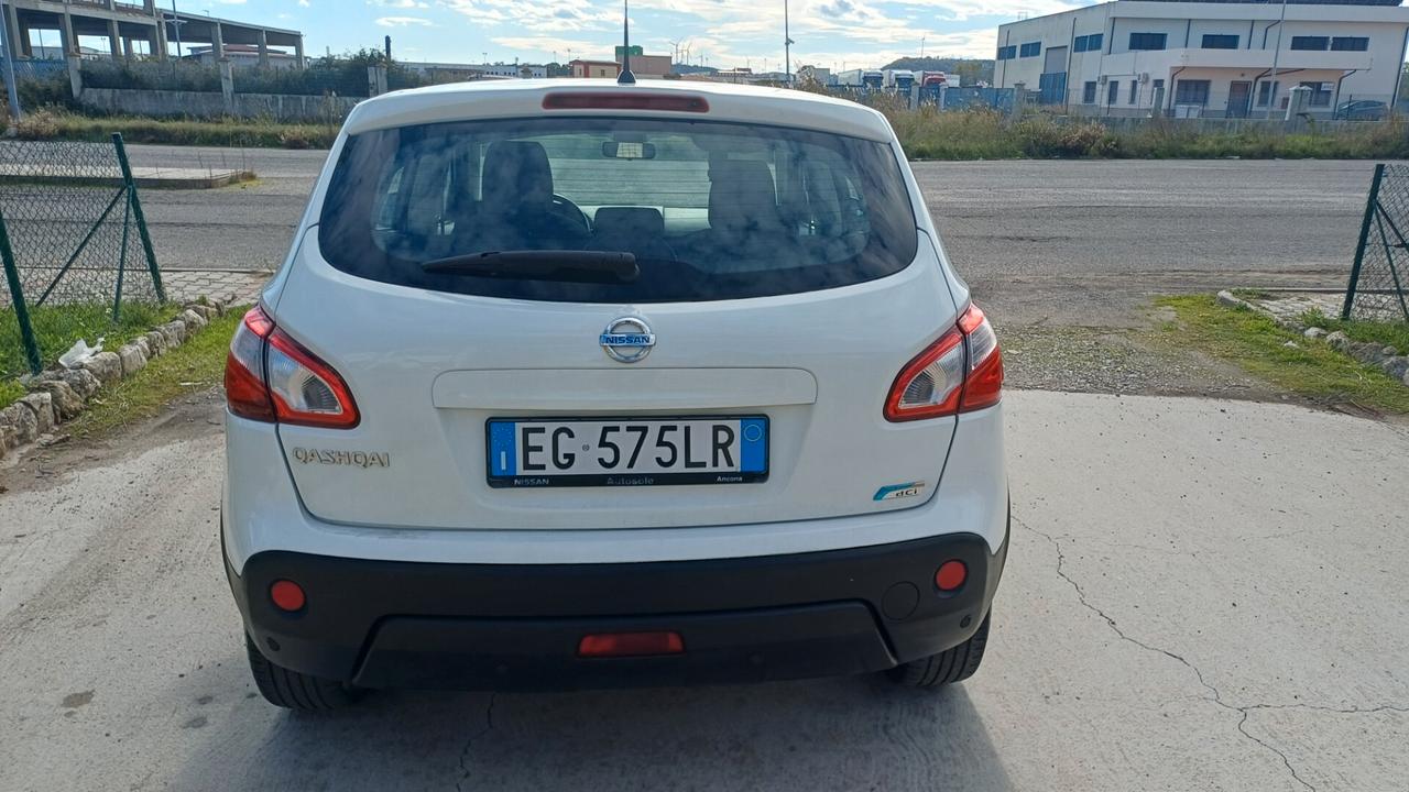 Nissan Qashqai 1.5 dCi DPF Tekna