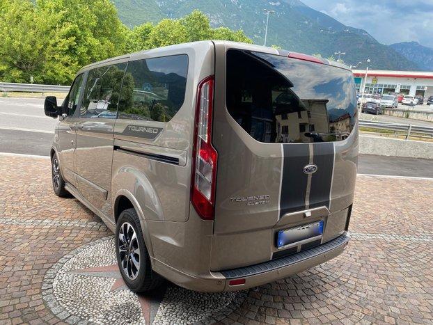 FORD TOURNEO CUSTOM 2.0 TDCI SPORT IVA COMPRESA