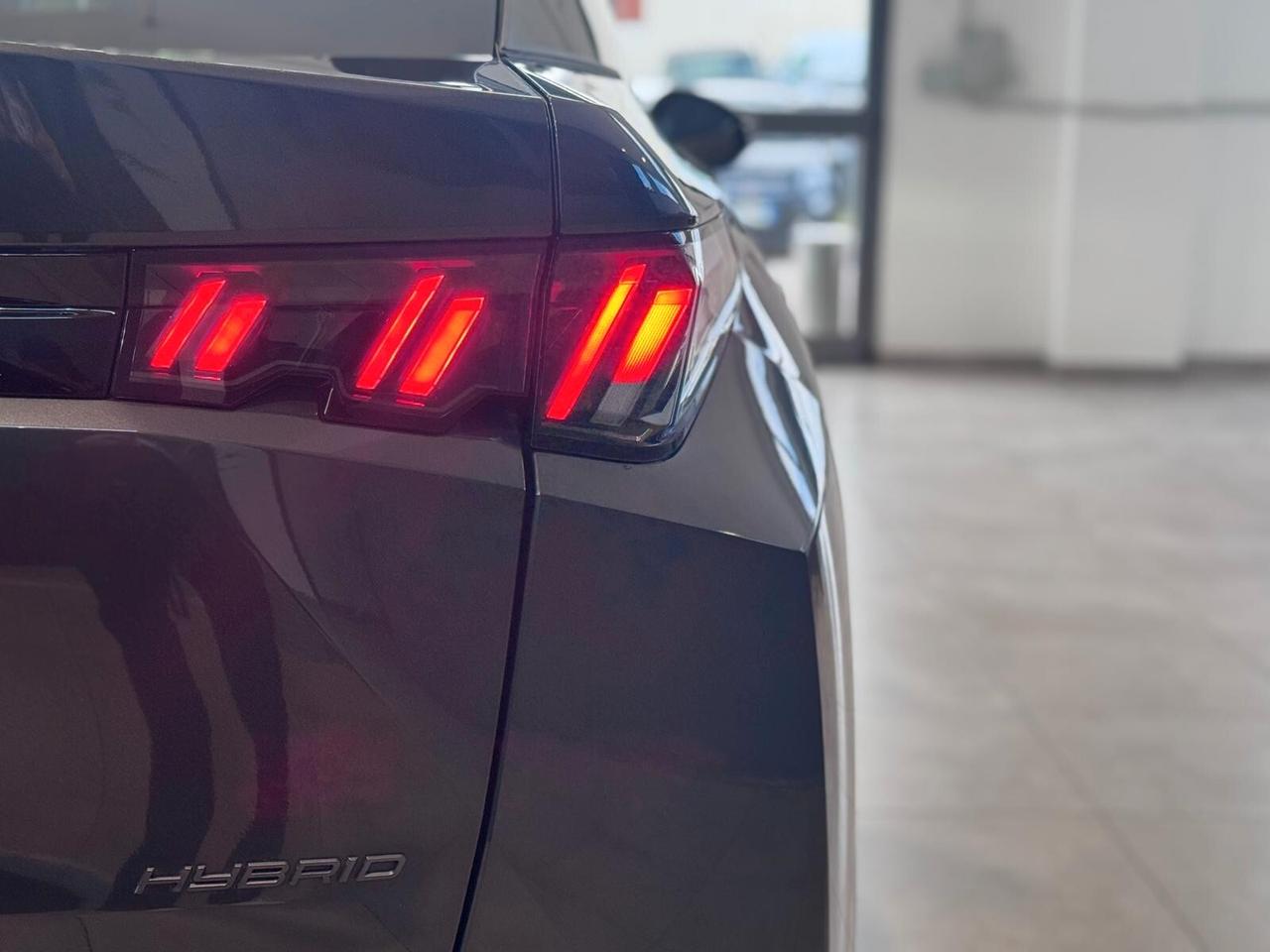 Peugeot 3008 Hybrid 136 e-DCS6 Allure