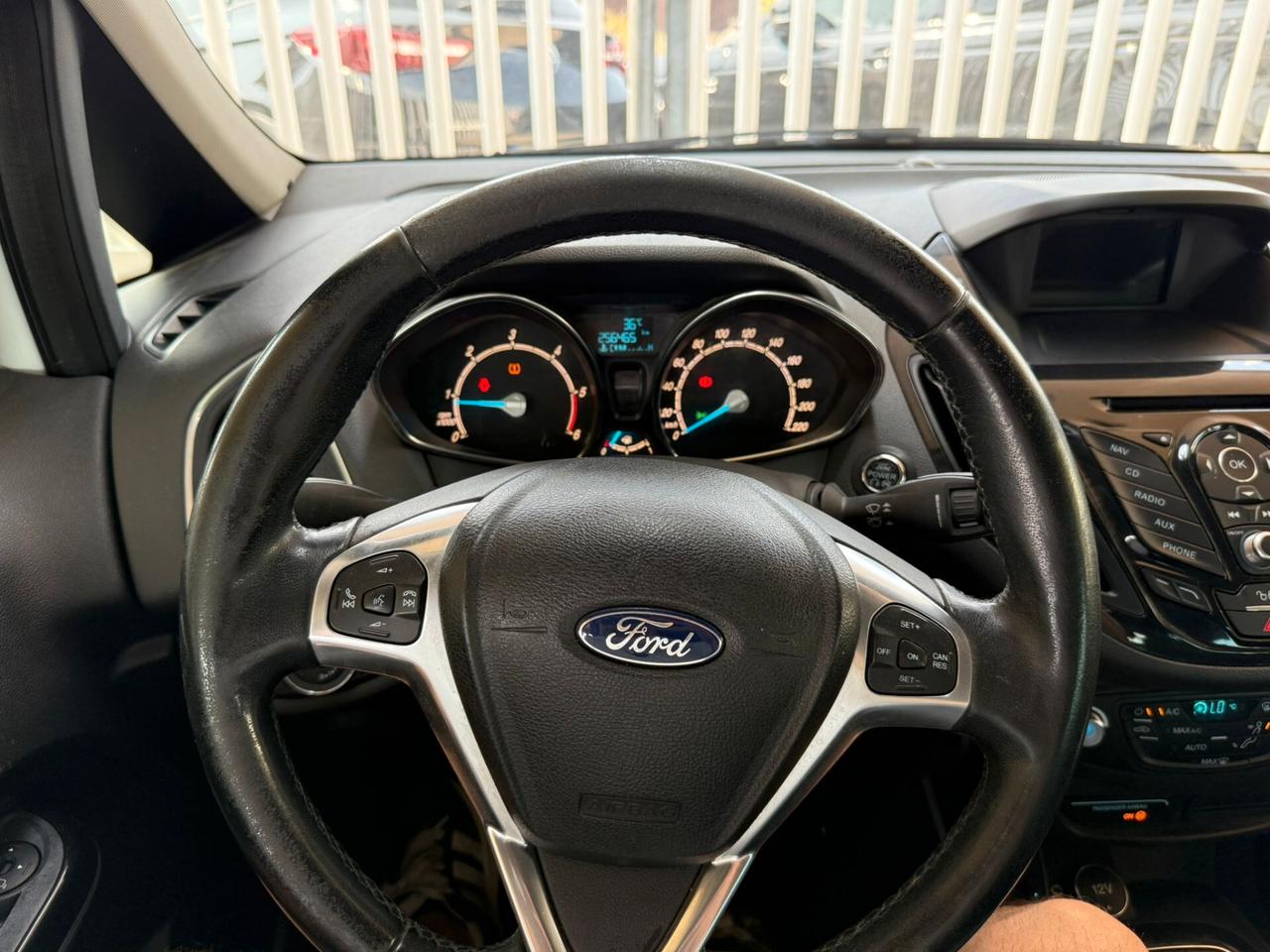 Ford B-Max 1.5 TDCi 95 CV Business Titanium