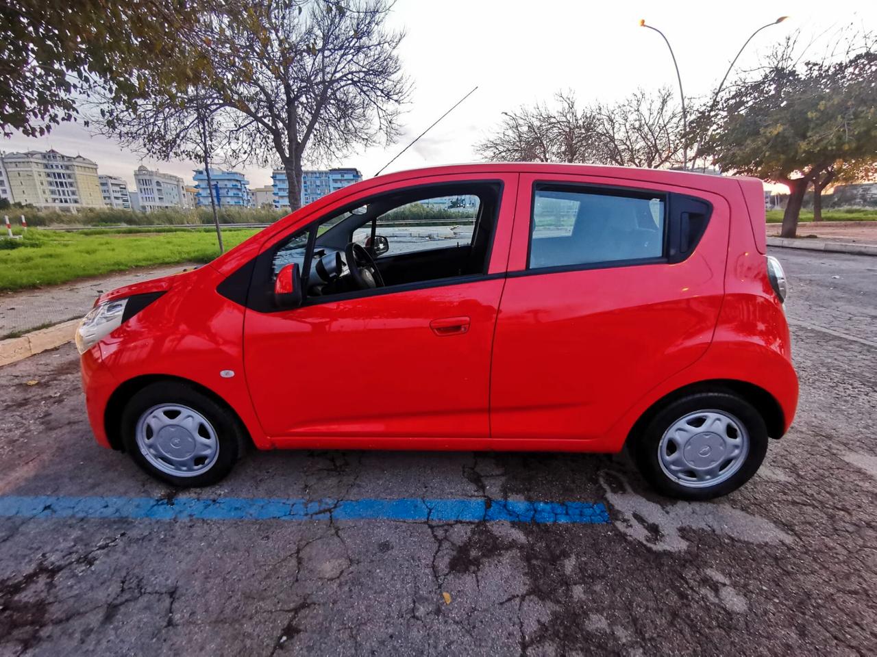 Chevrolet Spark 1.0 LS - 2012