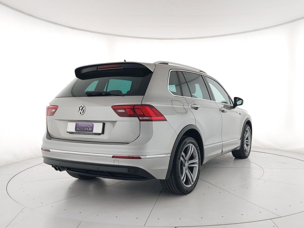 VOLKSWAGEN Tiguan 2.0 tdi Sport 150cv dsg R-Line Exterior+ACC+LED