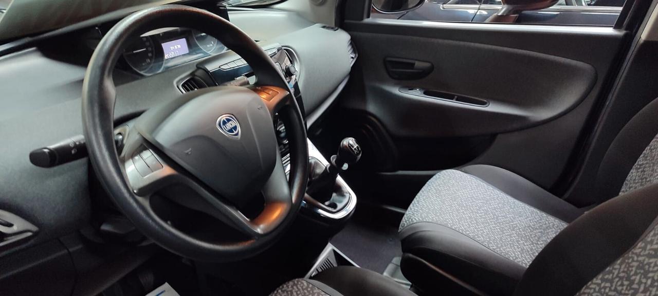 Lancia Ypsilon 1.2 69 CV 5 porte S&S Elefantino Blu