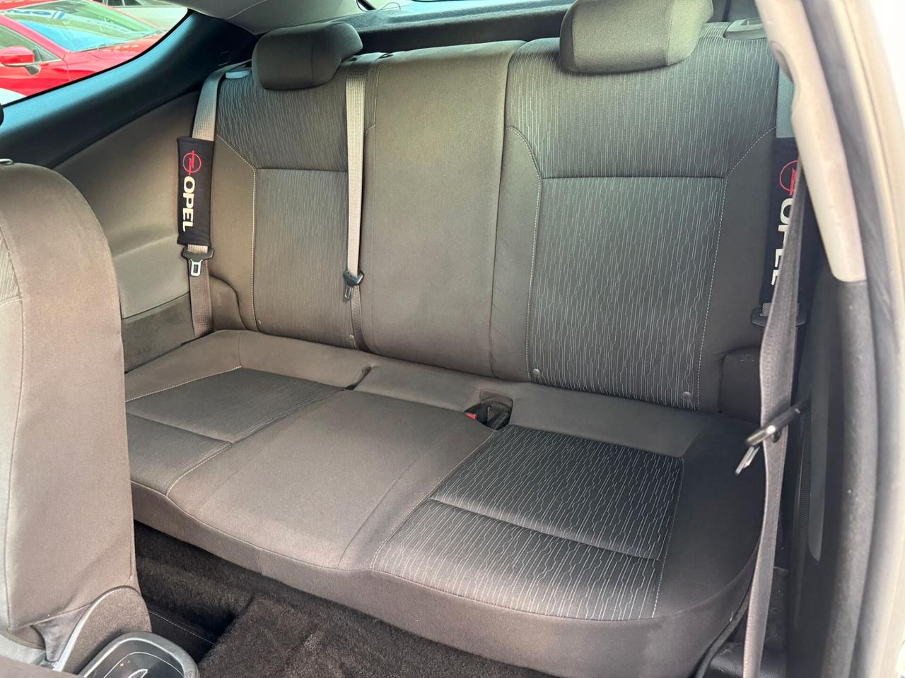 Opel Astra GTC 1.4 Turbo 140CV S&S 3 porte Cosmo