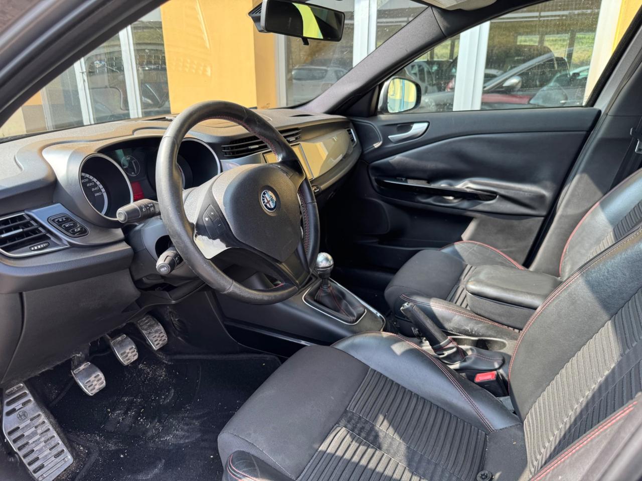 Alfa Romeo Giulietta 1.6 JTDm-2 105 CV Distinctive