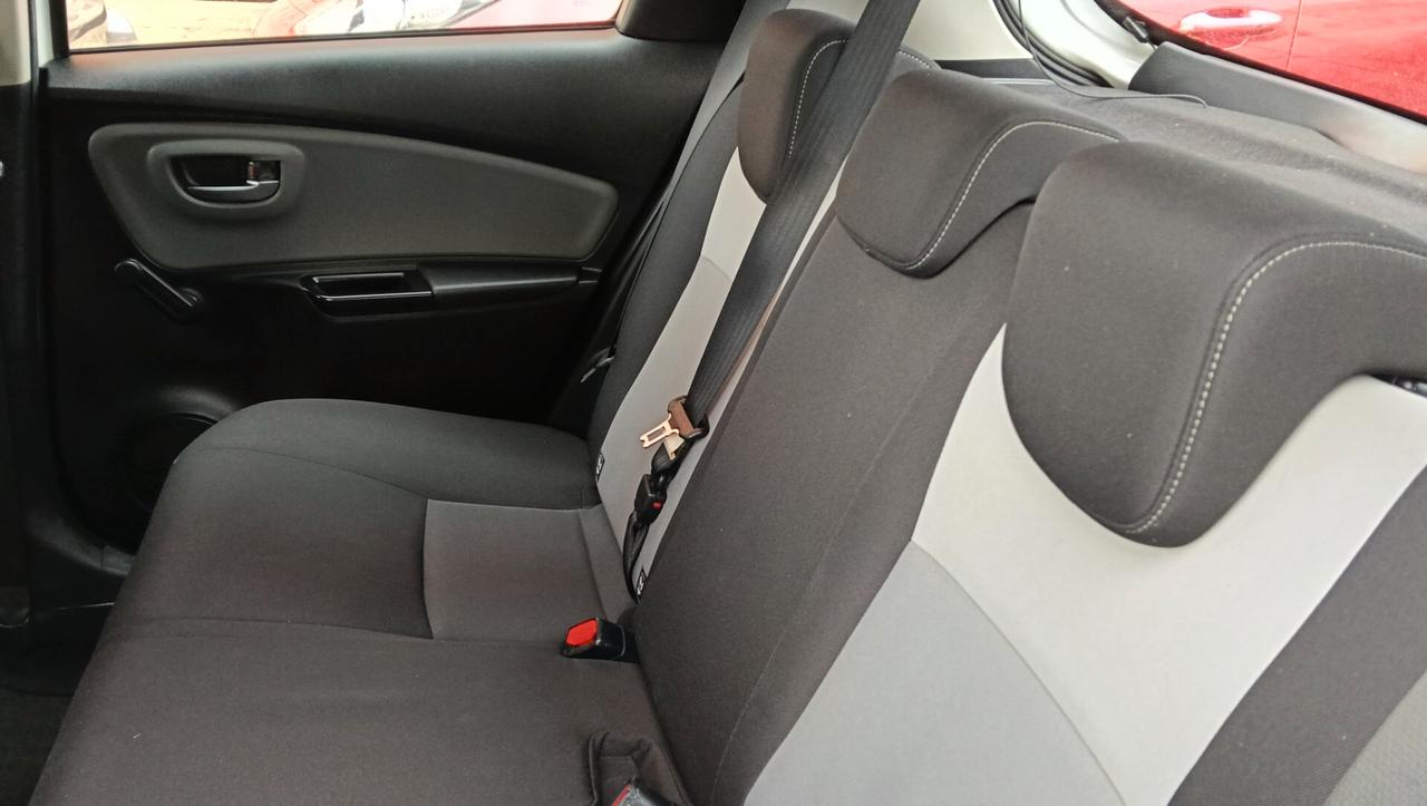 TOYOTA YARIS 1.5 HYBRID-AUTO-PREZZO PROMO!