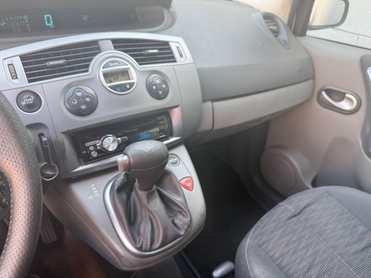 Renault Scenic Scénic 1.9 dCi/130CV Serie Speciale PlayStation Portable