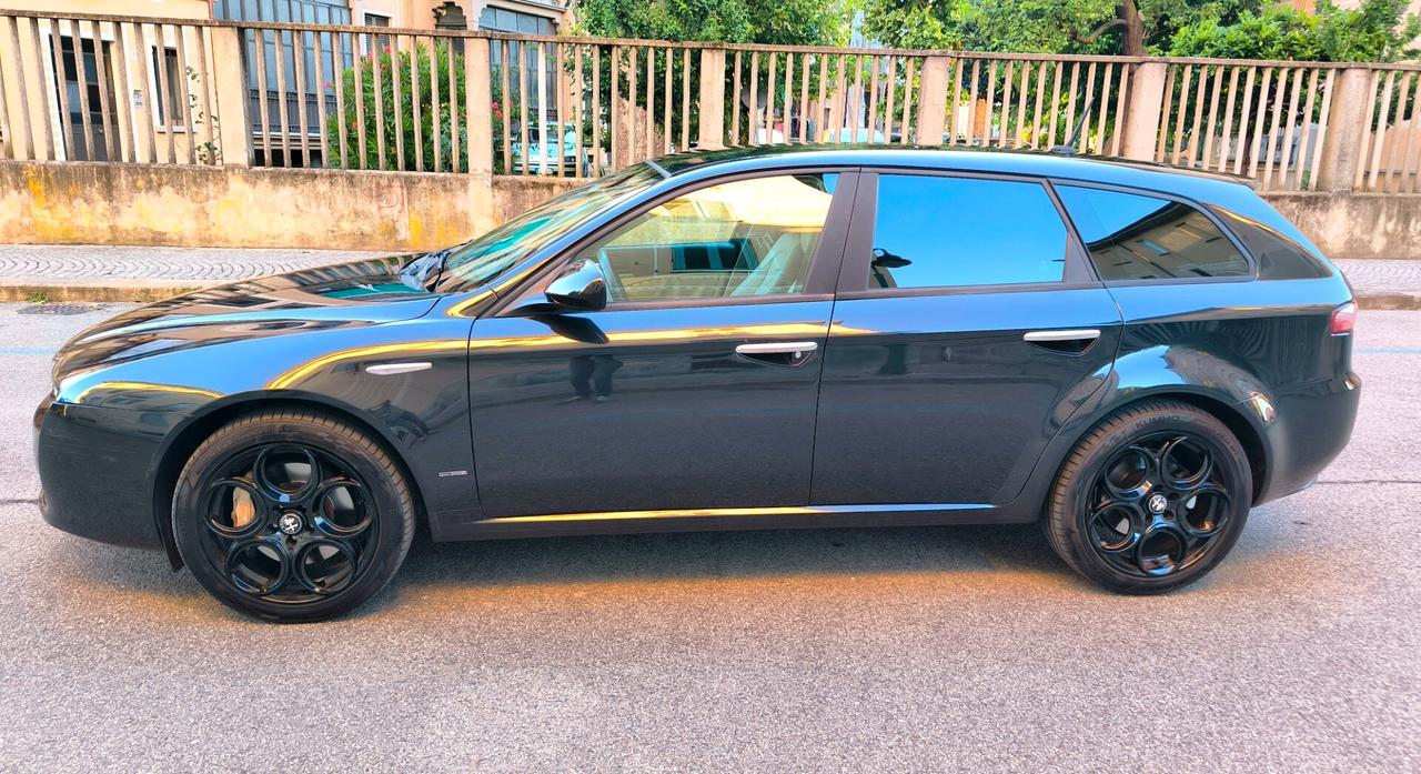 Alfa Romeo 159 2.4 JTDm 20V Sportwagon Exclusive Q-Tronic