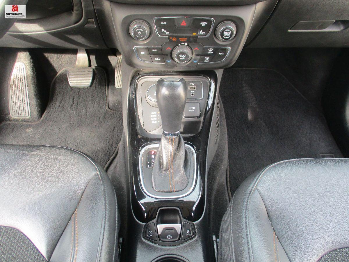 JEEP Compass 2.0 Mjt II aut. 4WD Limited-2018 KM75000