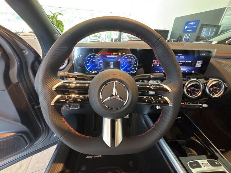 Mercedes-Benz EQA 300 4MATIC AMG Line Advanced