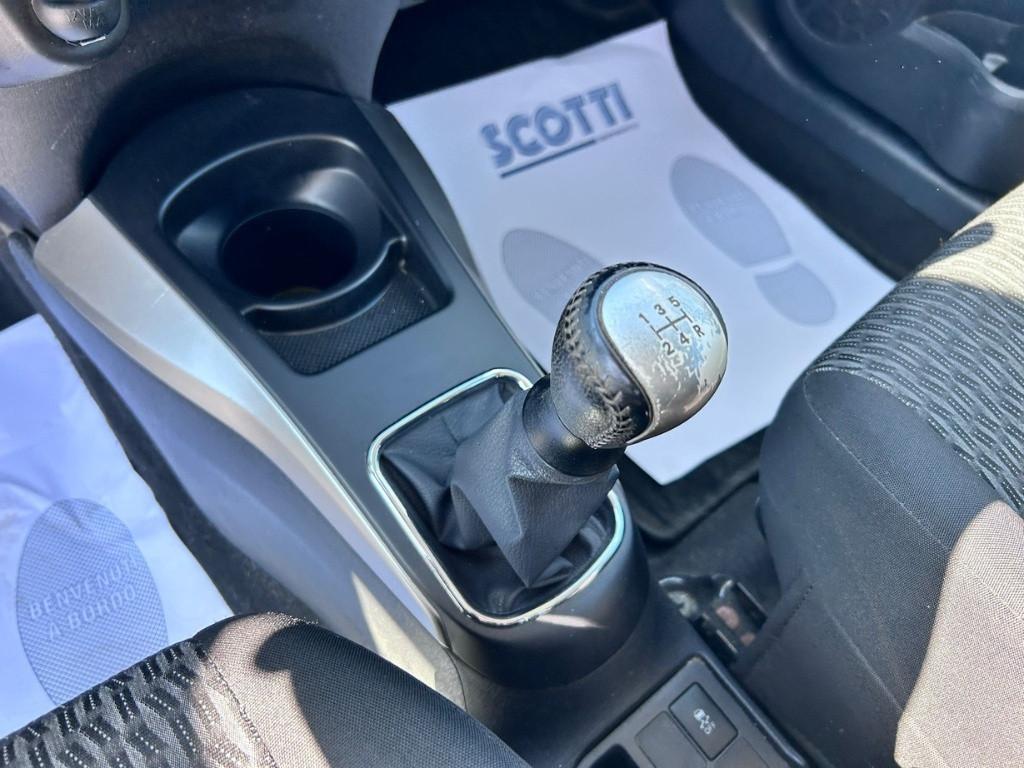 TOYOTA Yaris III 2011 - Yaris 5p 1.0 Lounge c/CL