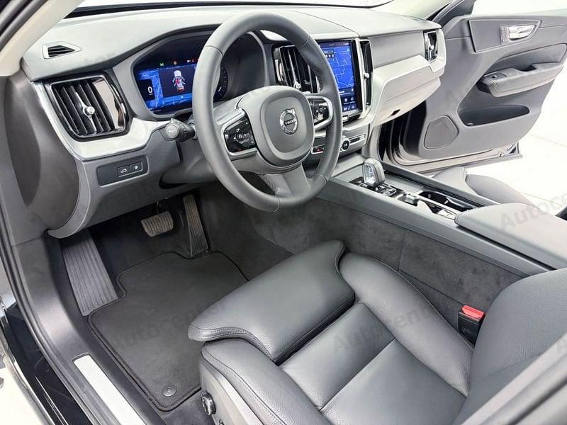 Volvo XC60 XC60 T6 PLUG IN RECHARGE PHEV PLUS DARK AWD AUT
