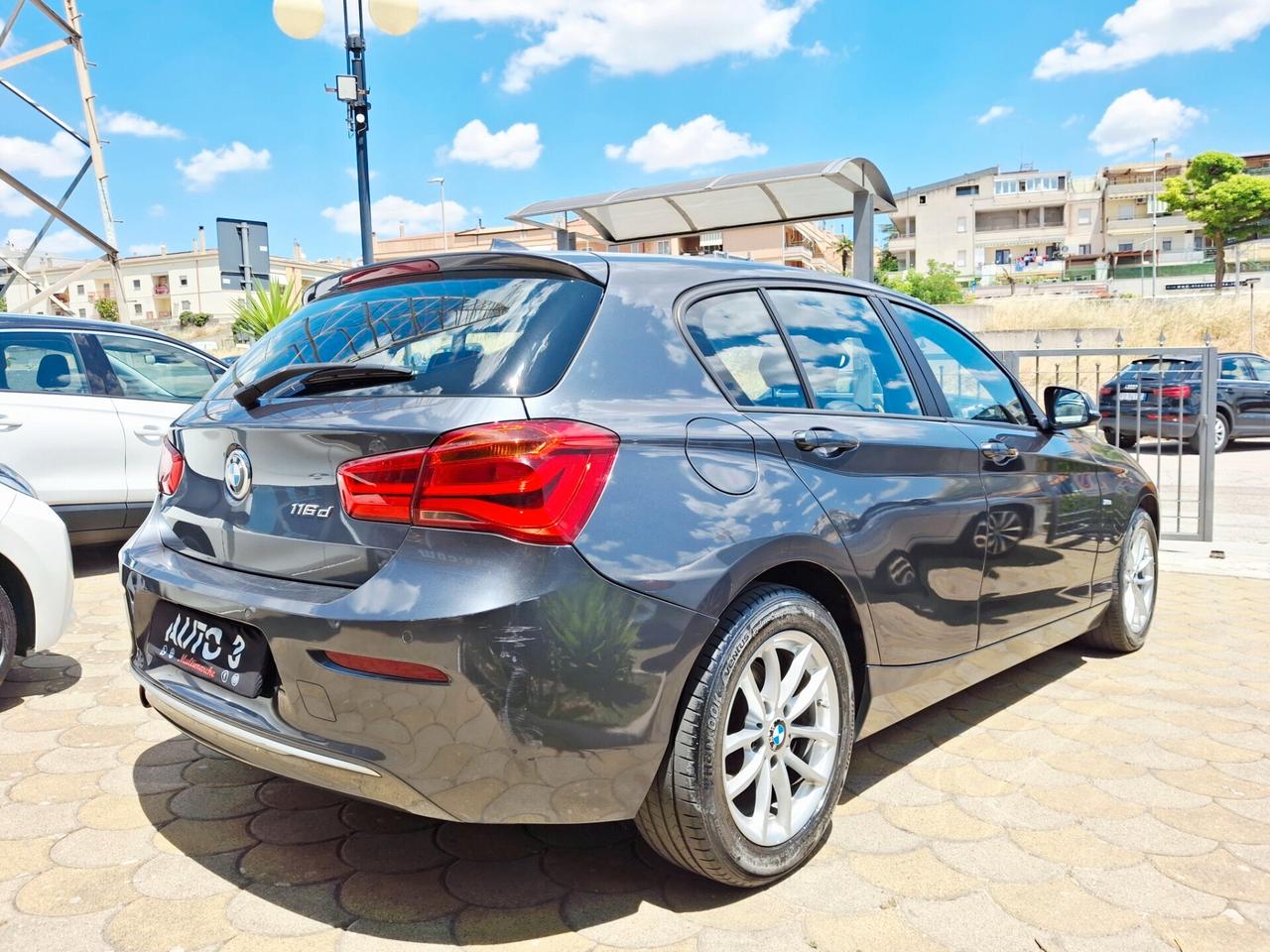 Bmw 116 116d 5p. Urban "IDEALE PER NEOPATENTATI!