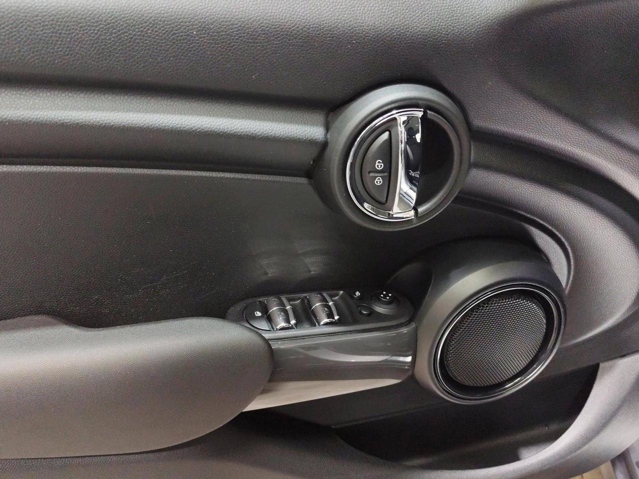 MINI Mini Cooper Baker Street 5 Porte