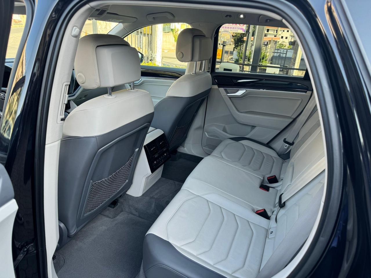 Volkswagen Touareg 3.0 V6 TDI SCR Advanced