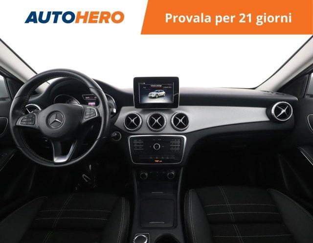 MERCEDES-BENZ GLA 200 d Automatic Sport