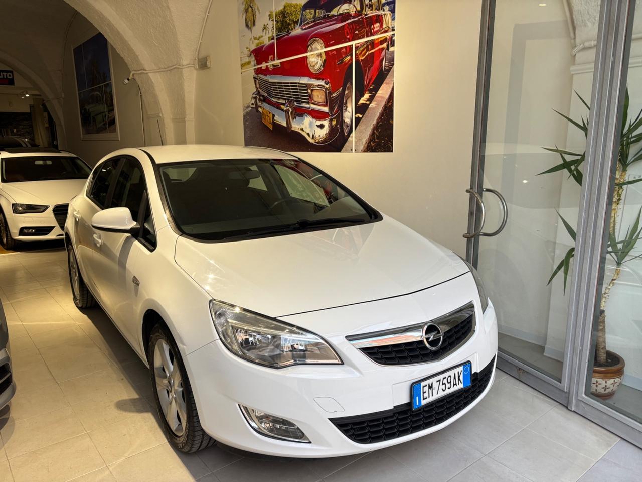 Opel Astra 1.7 CDTI 110CV 5 porte Cosmo