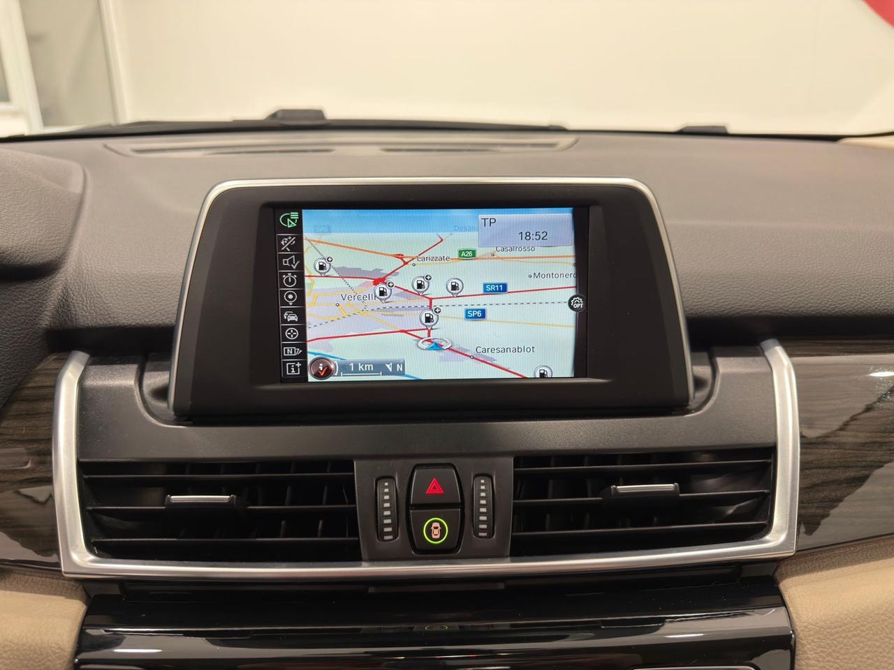 Bmw 2er Active Tourer 218i Luxury