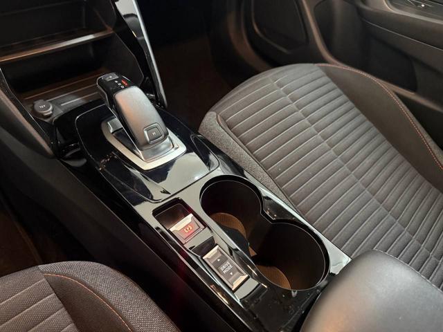 PEUGEOT 2008 PureTech 130 S&S EAT8 Active Pack