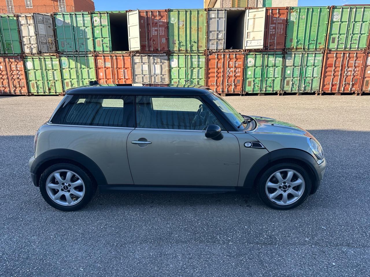 Mini Mini 1.6 16V Cooper D CHILI TETTO