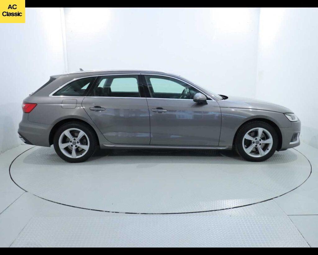 Audi A4 Avant S Tronic Business 2.0 TDI (163 cv ) aut.