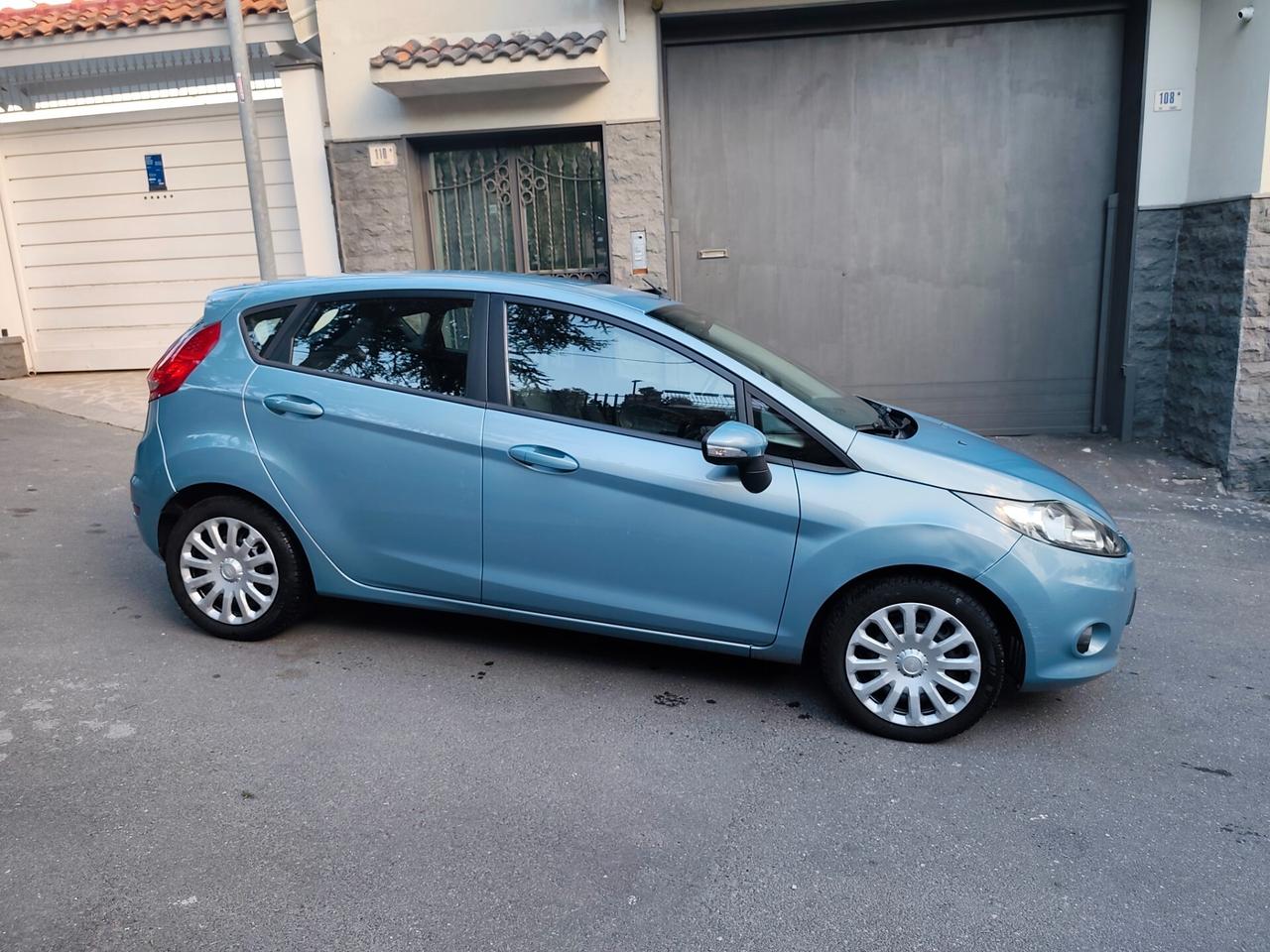 Ford Fiesta 1.2 82 CV 5 porte 2010