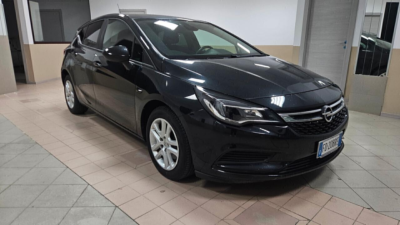Opel Astra 1.6 CDTi 110CV Start&Stop 5 porte Innovation