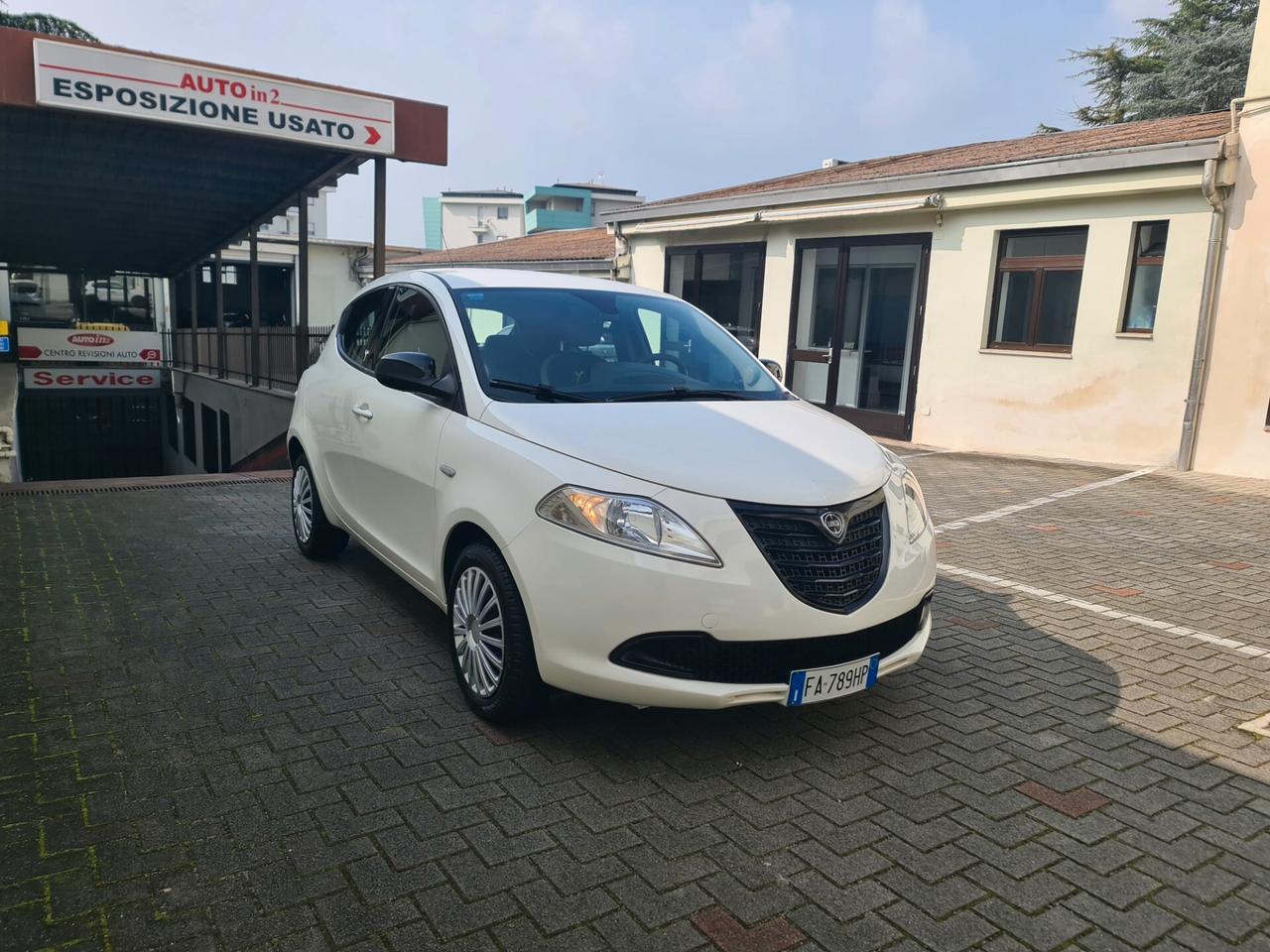 Lancia Ypsilon 1.2 69 CV 5 porte GPL Ecochic