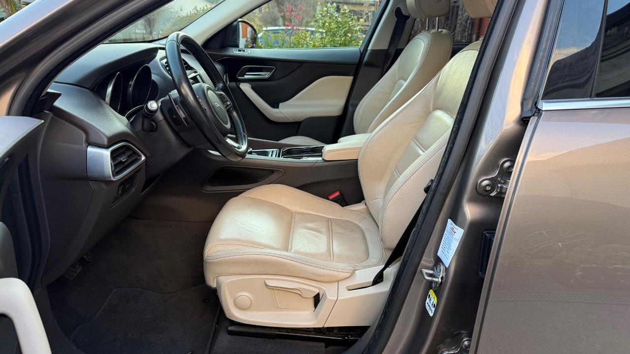 Jaguar F-Pace 2.0 D 180 CV AWD aut. Prestige