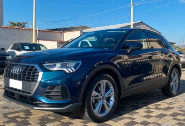 Audi Q3 Business 2.0 TDI 150CV s-tronic 35