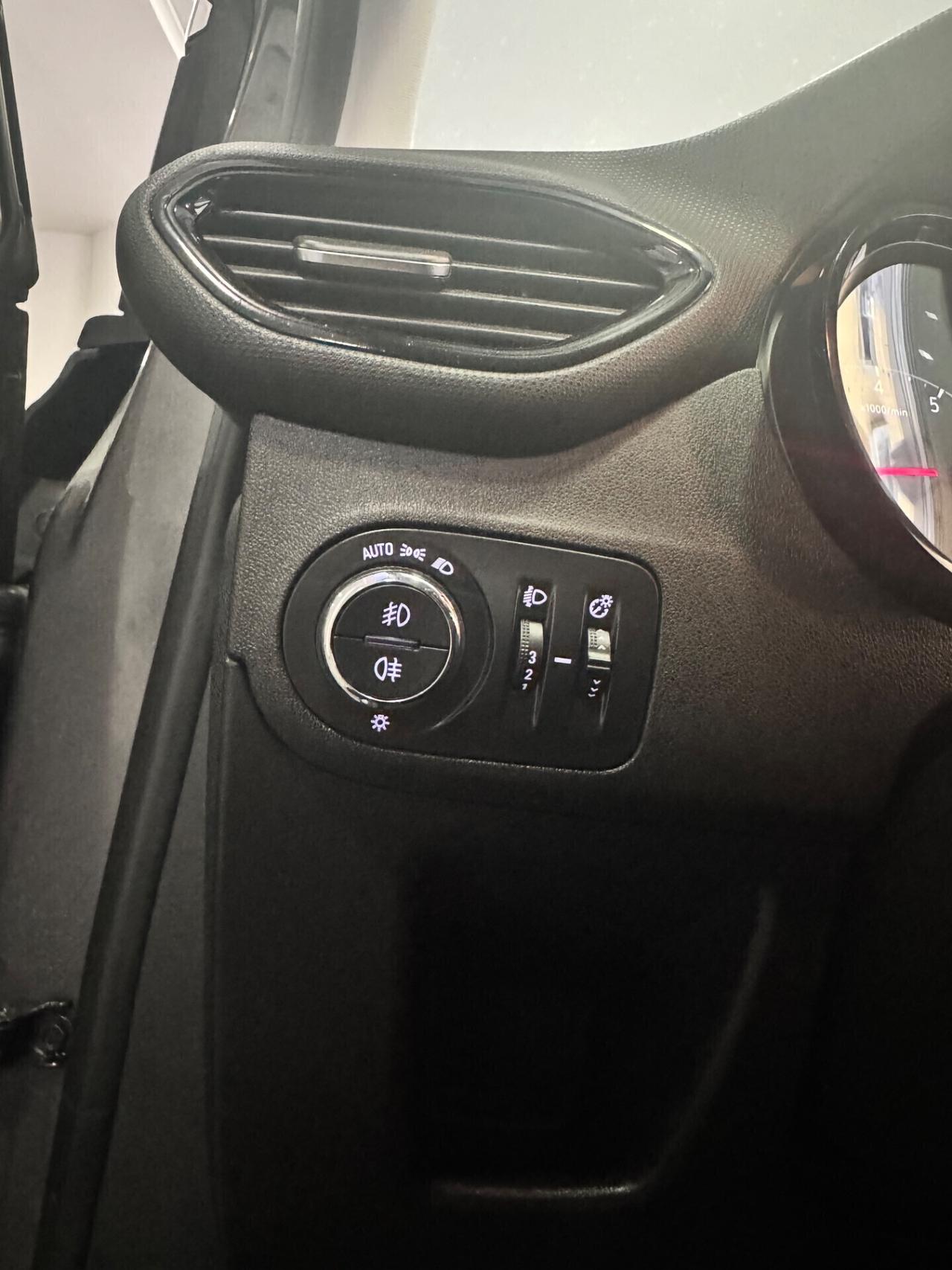 Opel Crossland X 1.2 12V Innovation