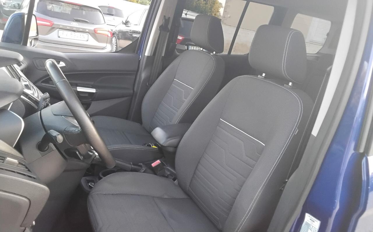 Ford Tourneo Connect 1.5 TDCi 120 CV Titanium