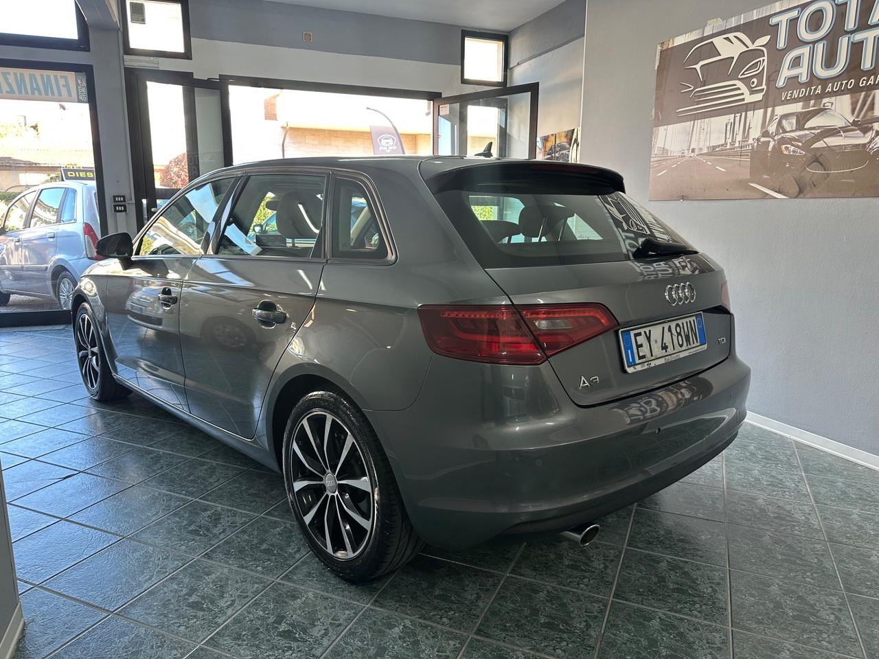 Audi A3 SPB 1.6 TDI clean diesel Ambition