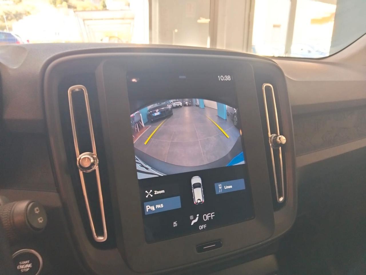 VOLVO XC40 D3 AWD GEARTONIC R-DESIGN