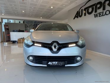 RENAULT Clio 1.2 75 CV 5p. Live